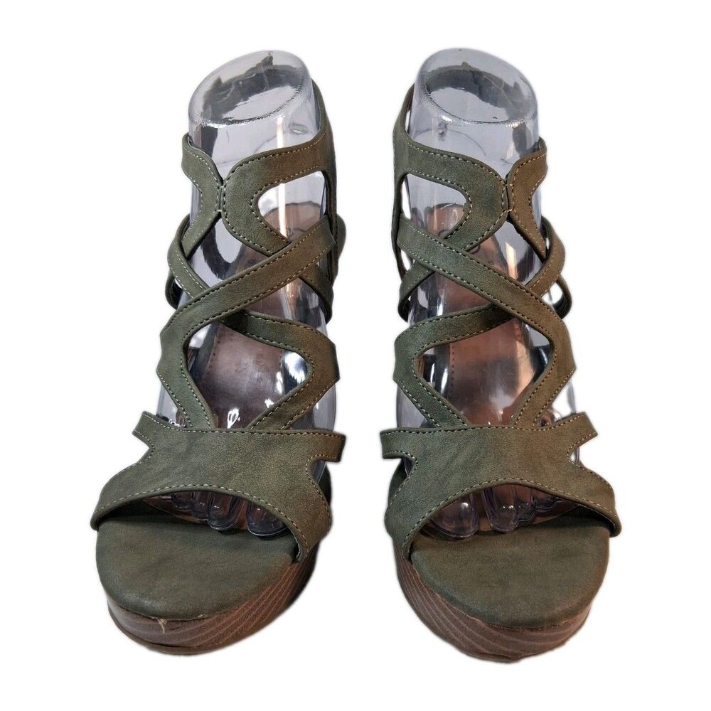 Olive Boho Strappy Wedge Sandals Faux Suede Buckle Comfort Size 9 Daisy Fuentes